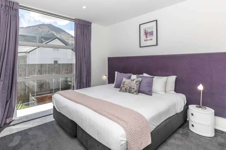 12/60 Hallenstein Street Queenstown_7