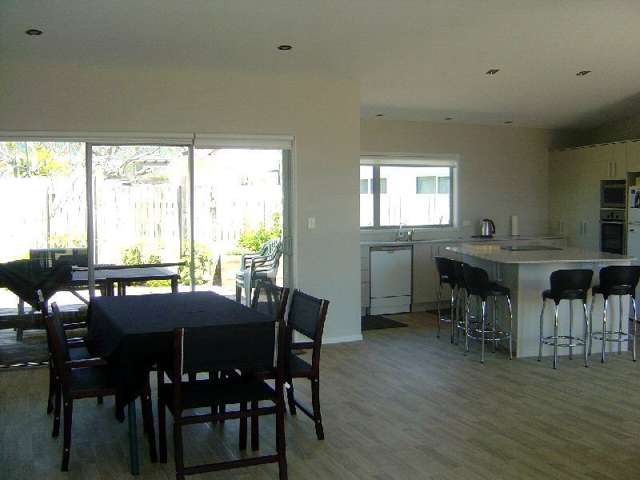 38 Pleasant Place Pauanui_1