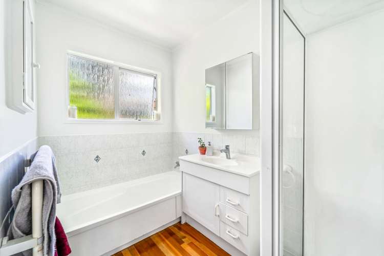 5 Seabar Place Glen Eden_9
