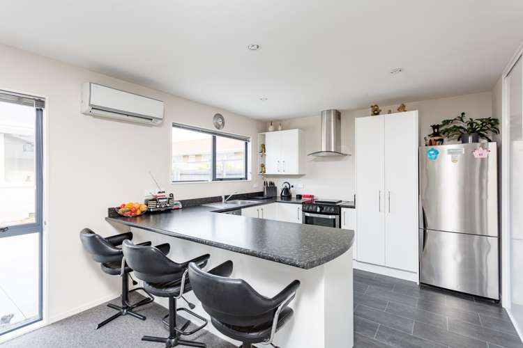 6 Oriana Crescent Hornby_11