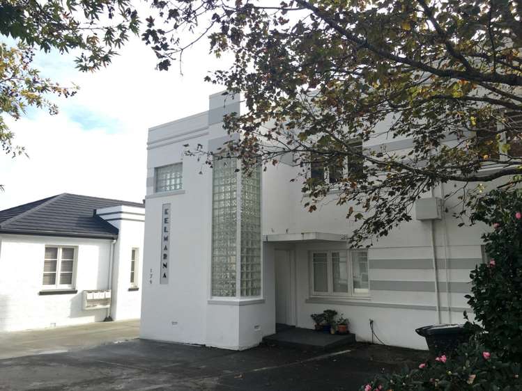 2/179 Jervois Road Herne Bay_0