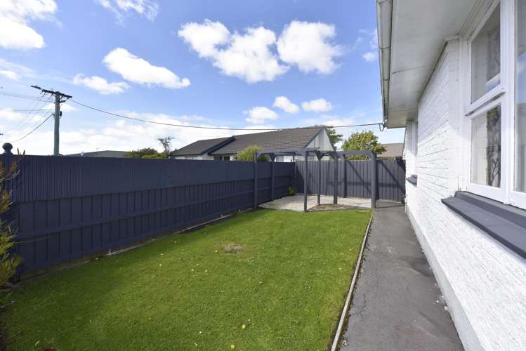 1/14 Wembley Street Sydenham_14