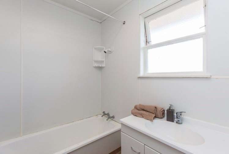 1/14 Kelvin Road Papakura_6