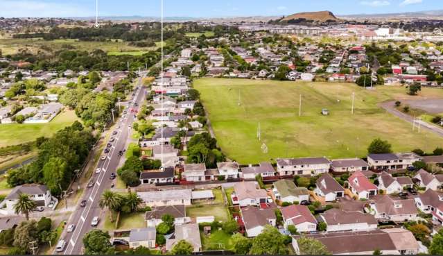 1/53A Abbotts Way Remuera_1