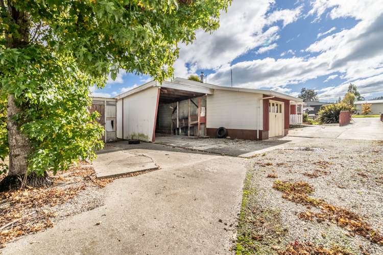 1a Talbot Street Gore Surrounds_18