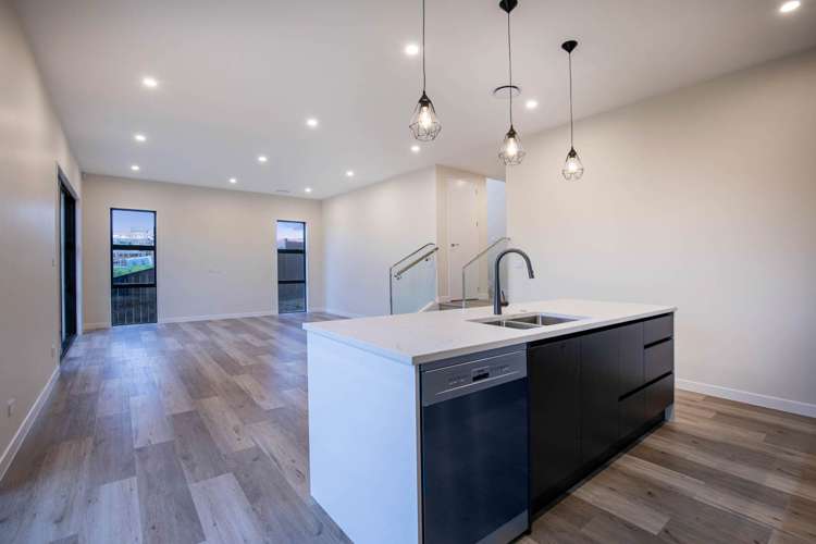 25 Kotuitui Drive Wainui_12