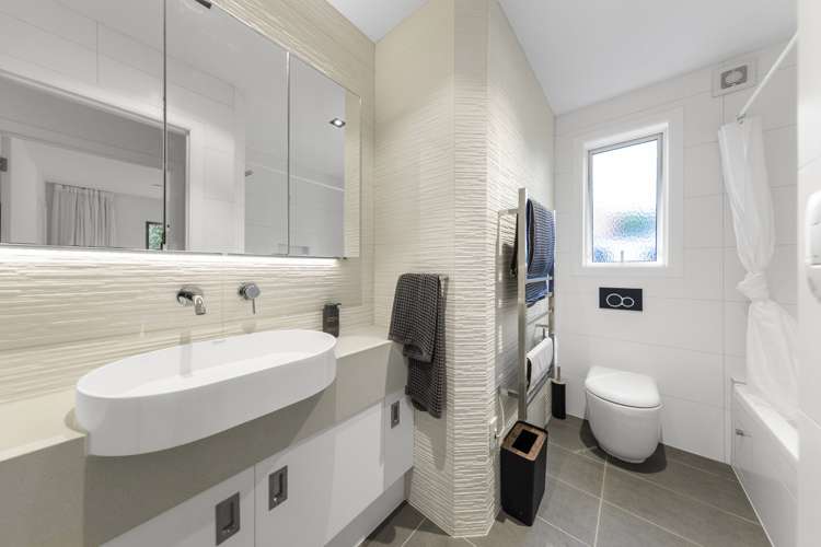 136 Coates Avenue Orakei_13