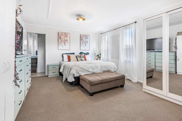 4 Cypress Gardens Place Onerahi_6