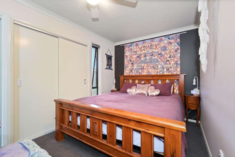 37 Pulham Crescent Queenwood_7