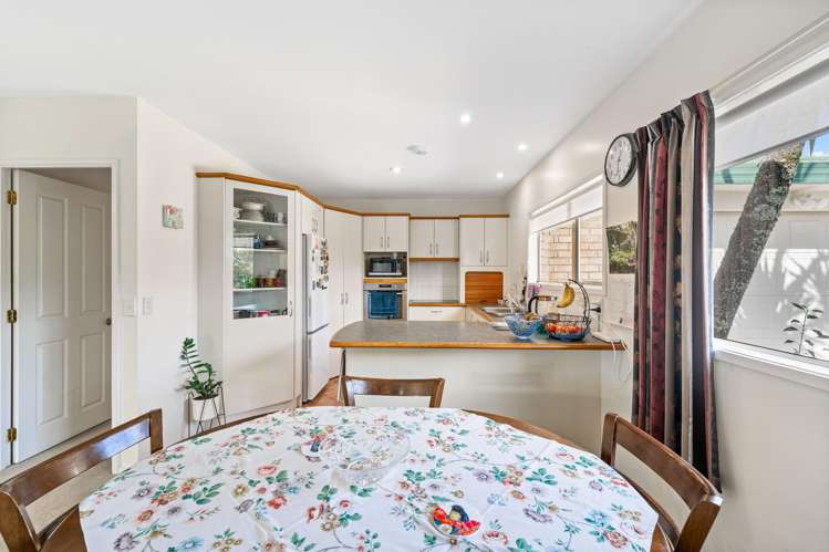 723B Te Atatu Road Te Atatu Peninsula_11