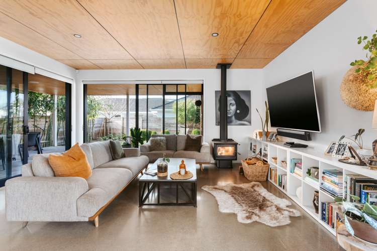 56 Coast Boulevard Papamoa_1