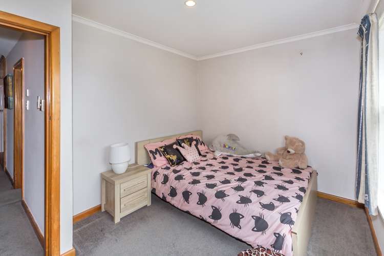 18 Dunstan Crescent Hornby_10