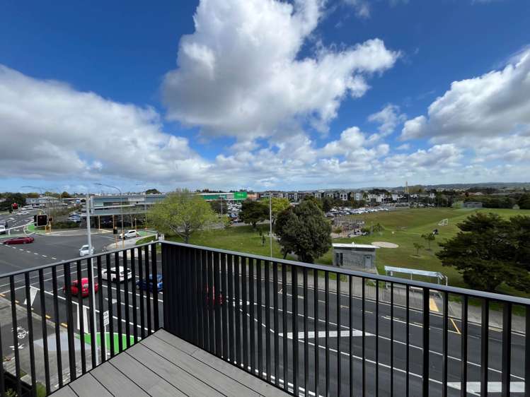 302/4 Rauroa Lane Hobsonville_13