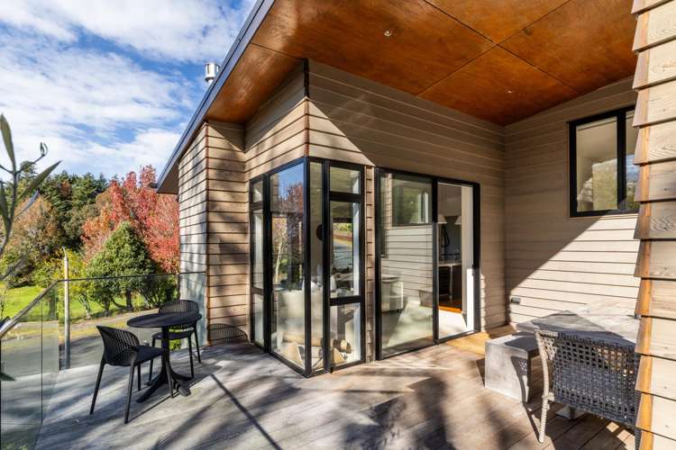 22B Churchill Drive Taradale_24