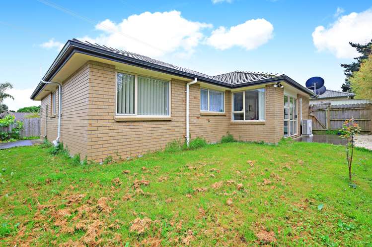 8 Richard Halse Drive Manurewa_10