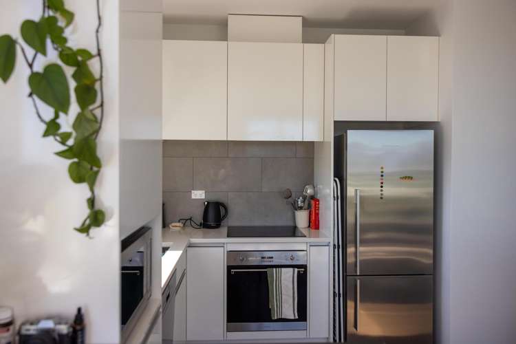 502/26C Racecourse Parade Avondale_6