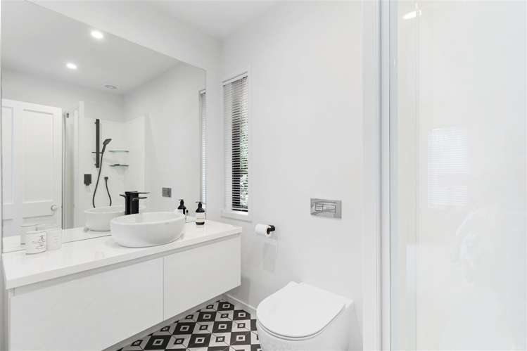 1/33 Makora Street Fendalton_10