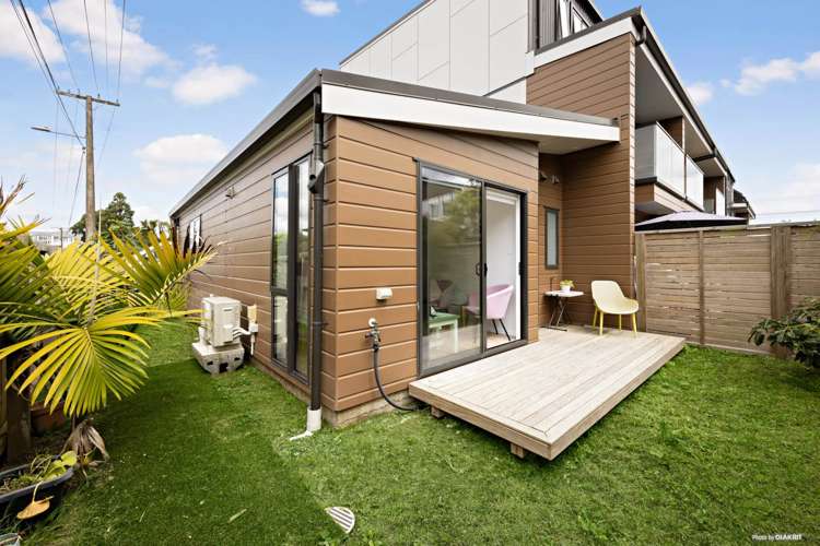 9/35 Centreway Road Orewa_6