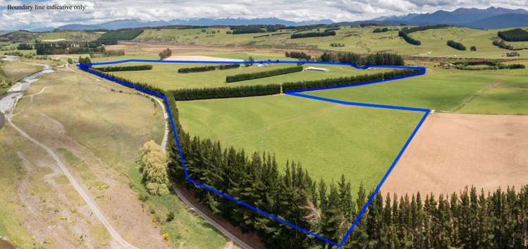 615A Te Anau Mossburn Highway Te Anau_5