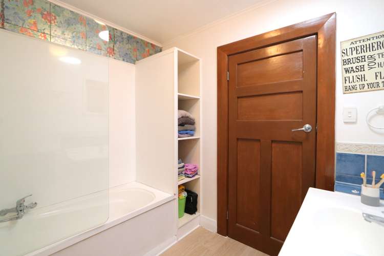 318 Herbert Street Windsor_13