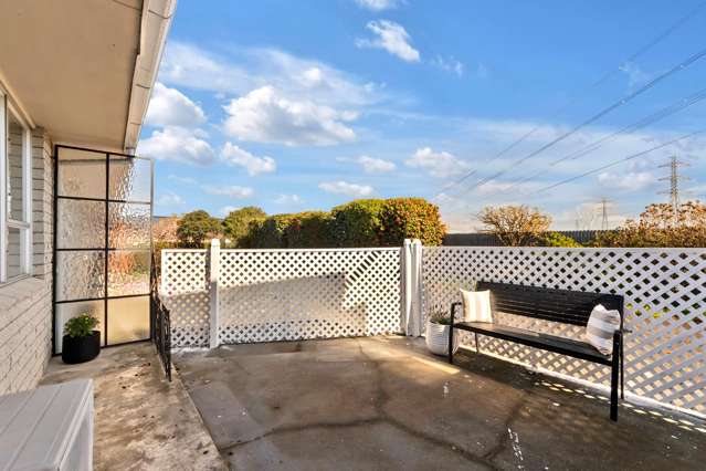 2/52 Mortlake Street Hornby_3