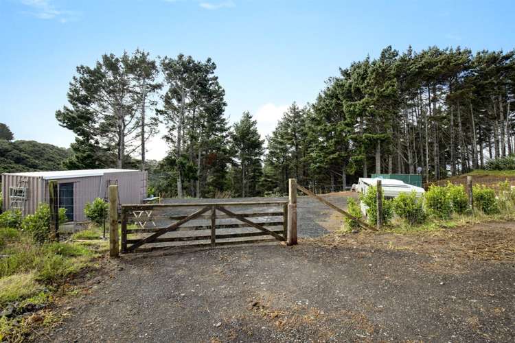 124 Te Kanae Road South Head_24