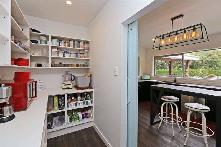 141 West Road Pakipaki_6