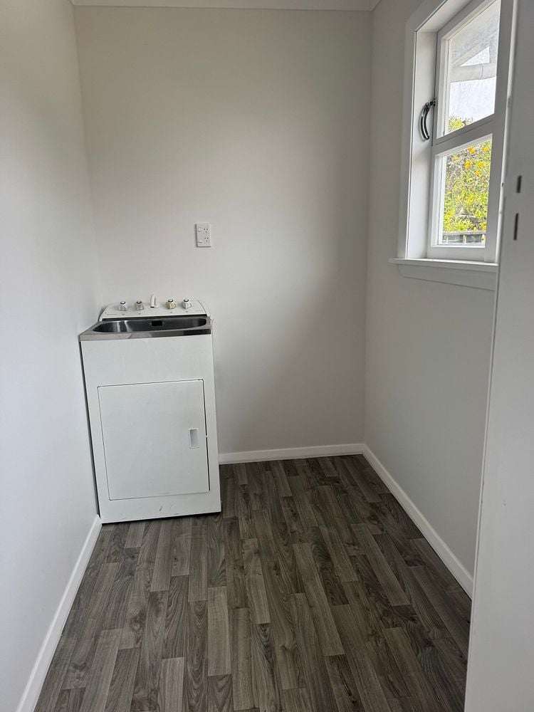 616A Queen Street East Levin_6