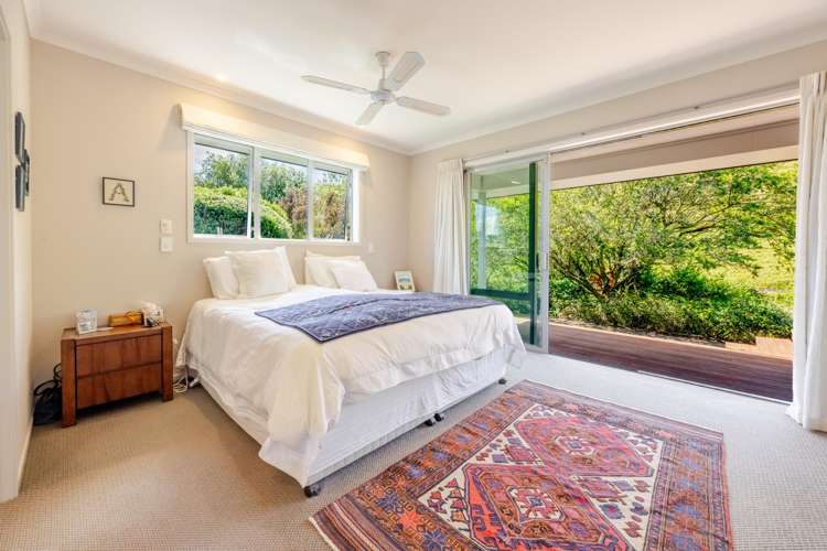 1127 Pourerere Road Omakere_13