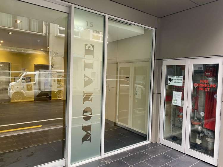 212/15 Holland Street_2