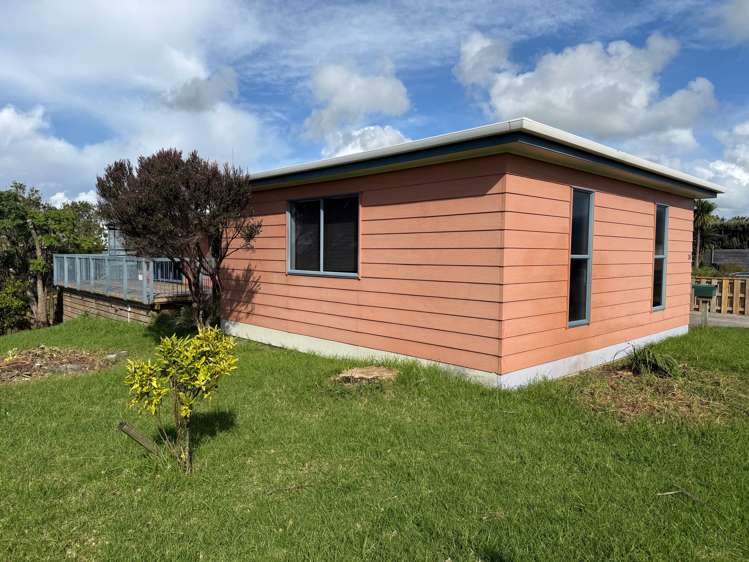 26 Manukau Road Raglan_30