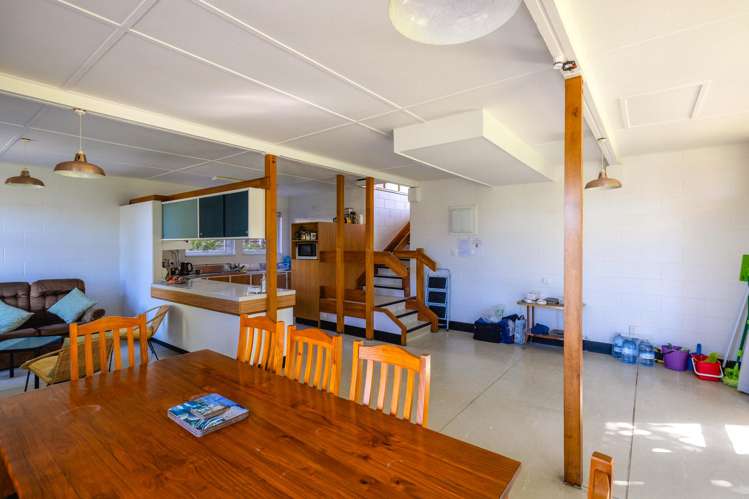 195 Ocean View Road Oneroa_15