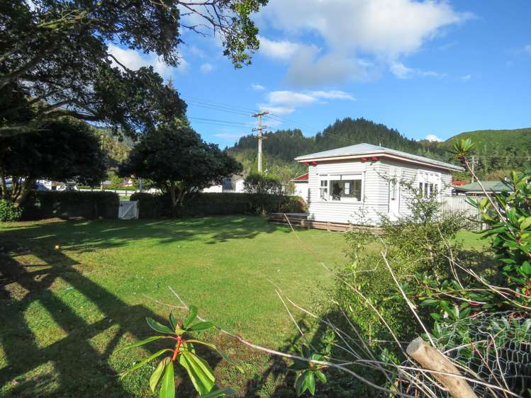 1 Church Street Reefton_25