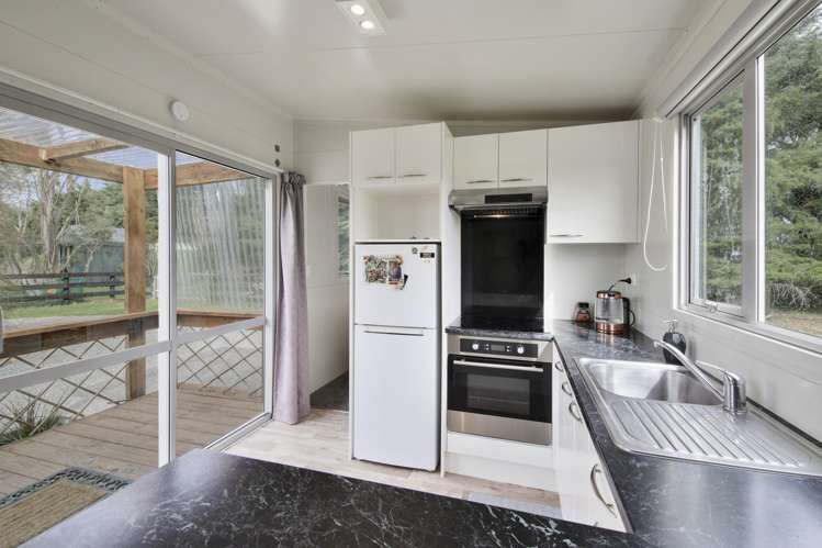 102 Glews Road Cust_39