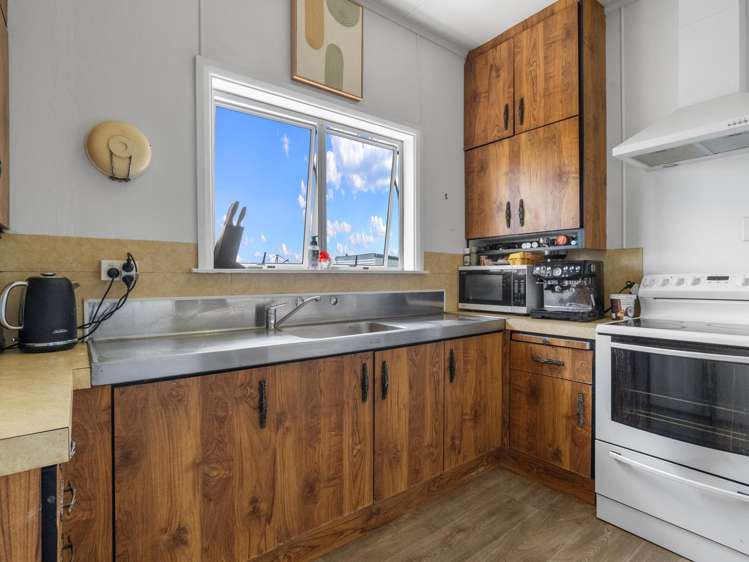 1204 Kakaramea Road Ngahinapouri_6