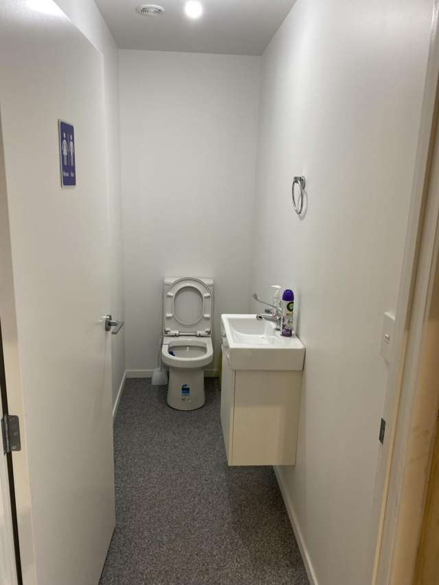 Unit 5, 60 Connett Road Bell Block_3