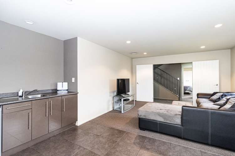 2 Diana Place Otamatea_16