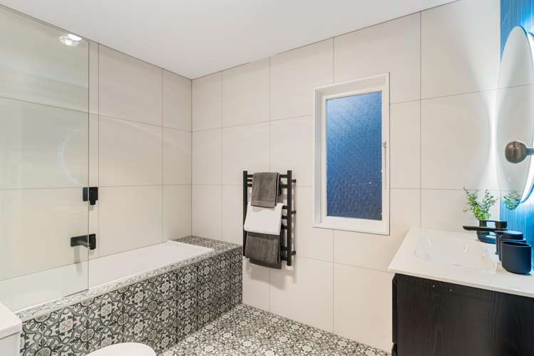 111 Kiwi Road Point Chevalier_15