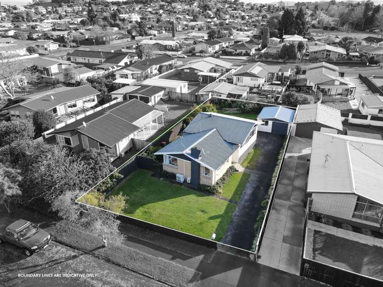 44 Dalton Crescent Dinsdale_2