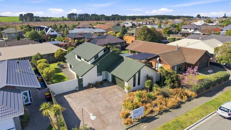 52 Anglesea Avenue Parklands_21
