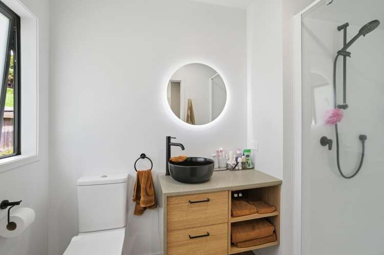 16 Western View Heights Horahora_12