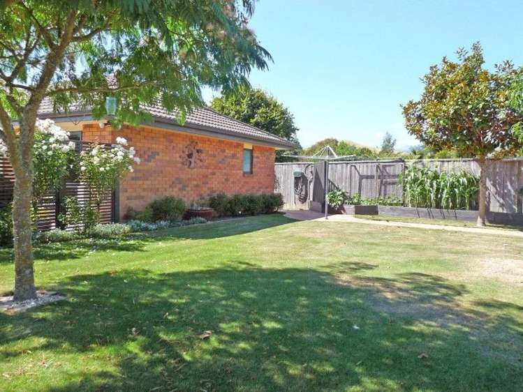 57 Lord Auckland Road Wakefield_19