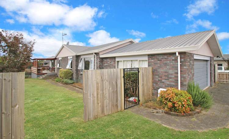 345 Swarbrick Drive_0