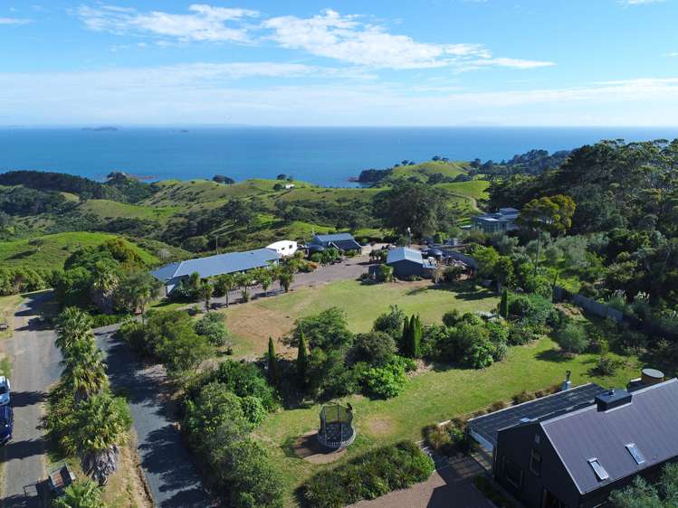 1/308f Sea View Road Ostend_7