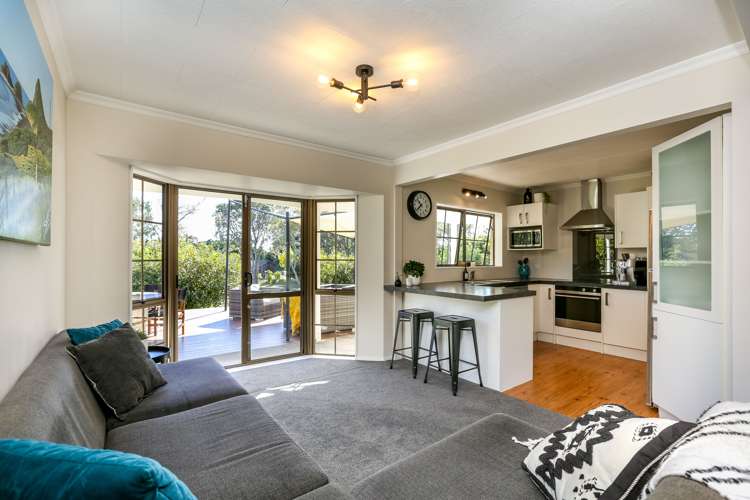 15 Pararewa Drive Whalers Gate_10