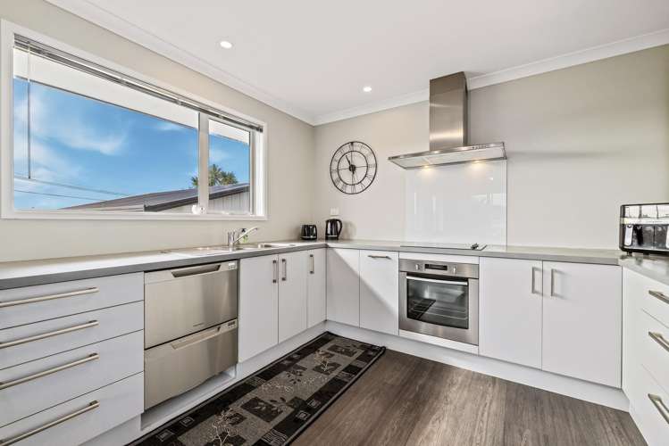 20 Portchester Street Aranui_19