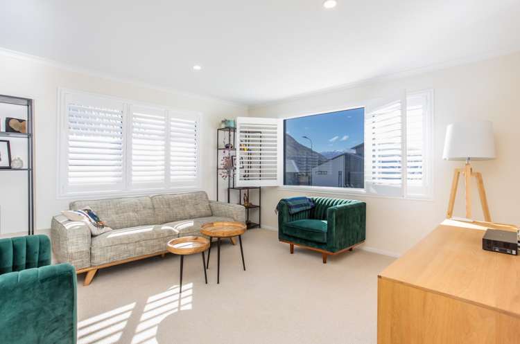 13 Till Street Jacks Point_11