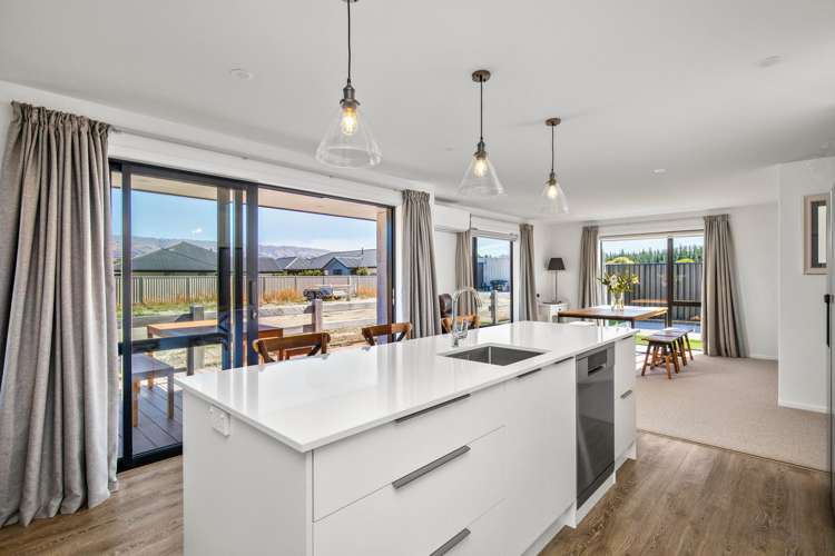 4 Gards Place Alexandra_6