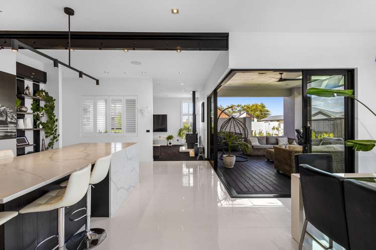 1 Moraine Street Lincoln_8