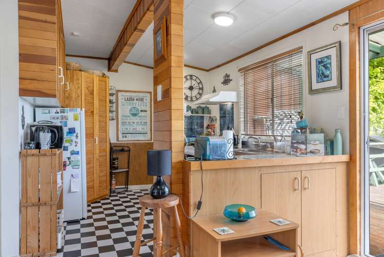 2/37 Hinemoa Avenue Lake Taupo_5